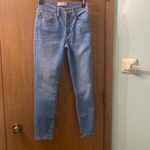 Like New Madewell 9” High Riser Skinny Skinny Crop Jeans